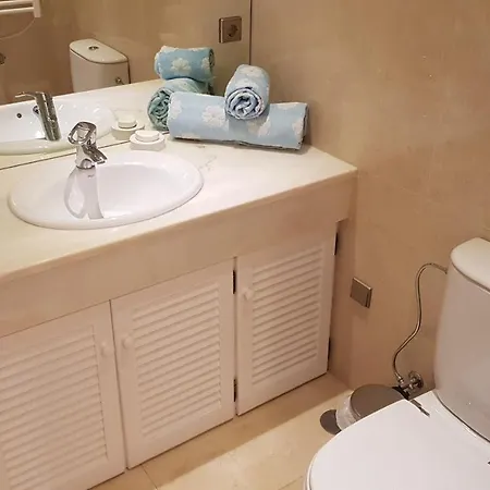 Вилла Casa Roc Madeira - 5 Bedrooms - Ocean And Views - Private Heated Pool Фуншал